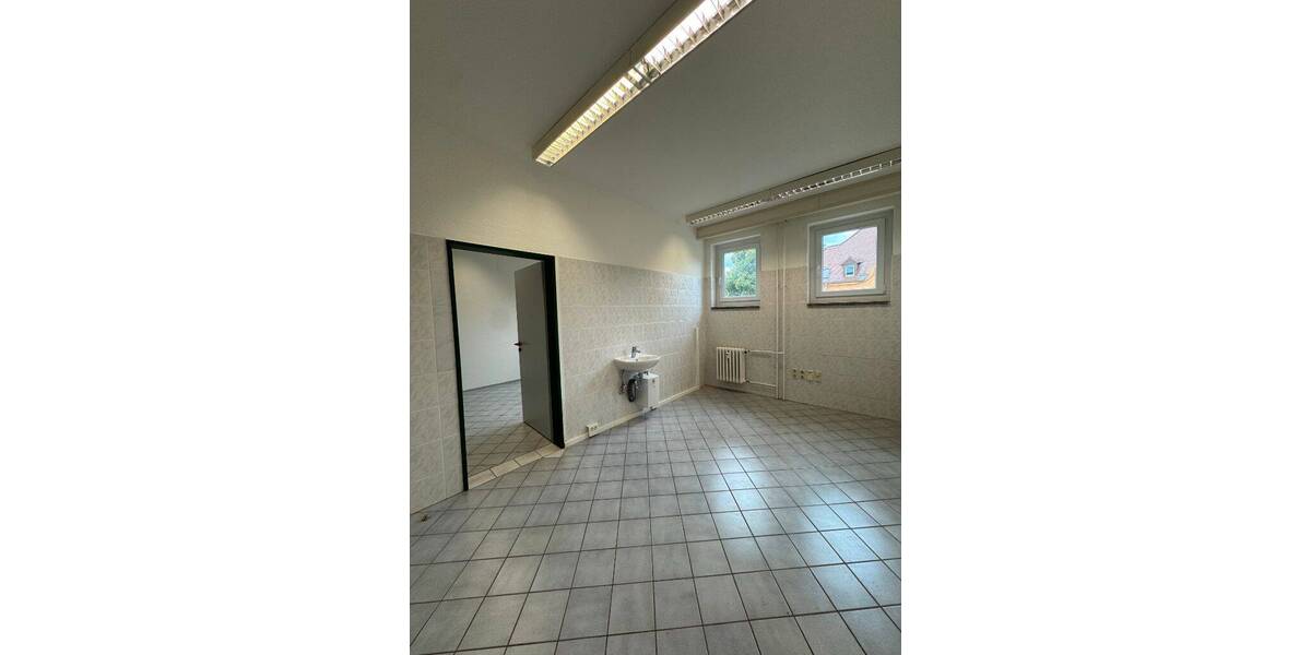 Gewerbeobjekt Zwickau Pölbitz - 116&euro; | Angebot:25930839