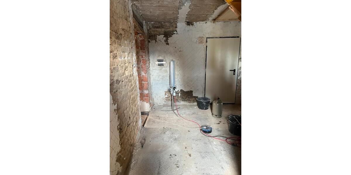 Einfamilienhaus Langenwetzendorf - 7 Zimmer, 186 m&sup2;, 42.000&euro; | Angebot:17319847