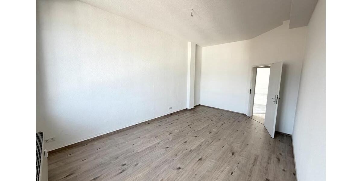 Etagenwohnung Thalheim/Erzgebirge Erzgebirge - 3 Zimmer, 120 m&sup2;, 804&euro; | Angebot:25714823