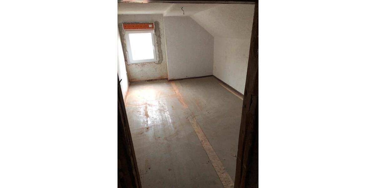 Einfamilienhaus Rodewisch - 7 Zimmer, 165 m&sup2;, 62.899&euro; | Angebot:25864210