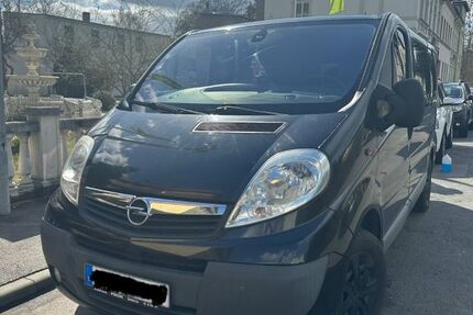 Opel Vivaro 175.261 km 11.500 &euro; Gößnitz 04639