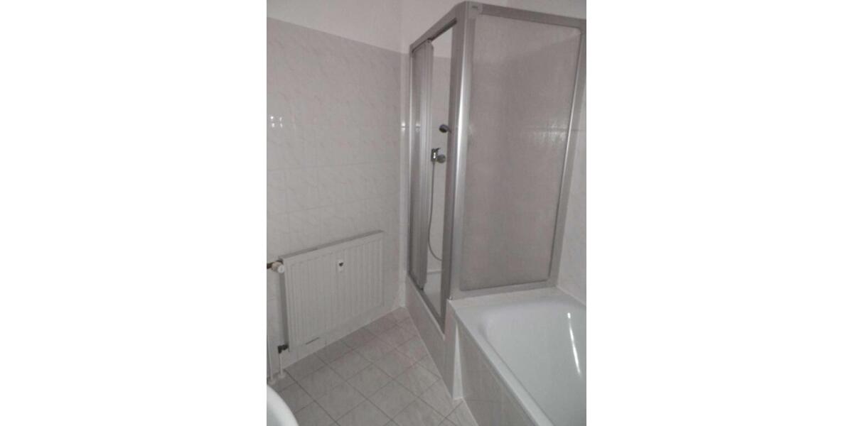 Etagenwohnung Zwickau Neuplanitz - 3 Zimmer, 81 m&sup2;, 540&euro; | Angebot:22739657