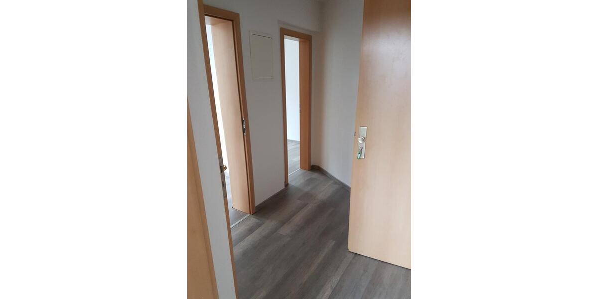 Etagenwohnung Werdau - 2 Zimmer, 220&euro; | Angebot:22209392