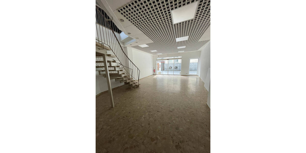 Gewerbeobjekt Aue-Bad Schlema Bad Schlema - 2 Zimmer, 810&euro; | Angebot:25688125