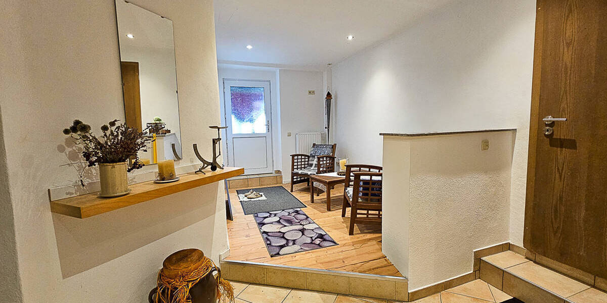 Einfamilienhaus Bockau - 9 Zimmer, 197 m&sup2;, 229.000&euro; | Angebot:25688290