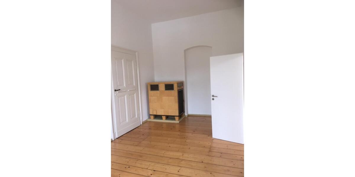 Etagenwohnung Reichenbach im Vogtland - 3 Zimmer, 95 m&sup2;, 525&euro; | Angebot:23816521