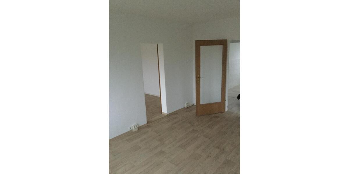 Etagenwohnung Schönheide - 3 Zimmer, 57 m&sup2;, 45.000&euro; | Angebot:23673144