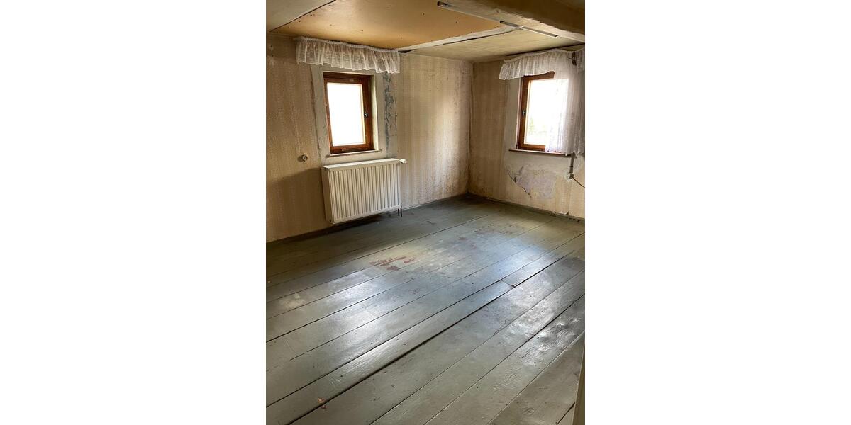 Einfamilienhaus Limbach-Oberfrohna Oberfrohna - 4 Zimmer, 124 m&sup2;, 56.000&euro; | Angebot:25876661