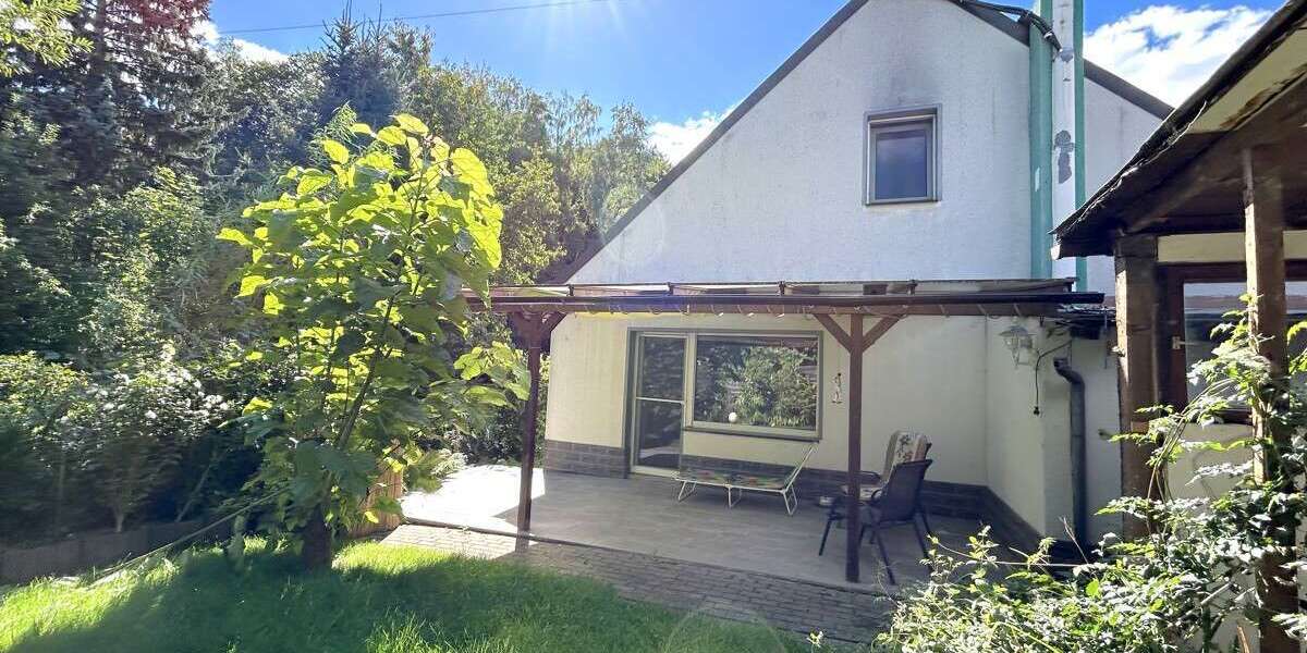 Einfamilienhaus Meerane - 12 Zimmer, 342 m&sup2;, 299.000&euro; | Angebot:22413146