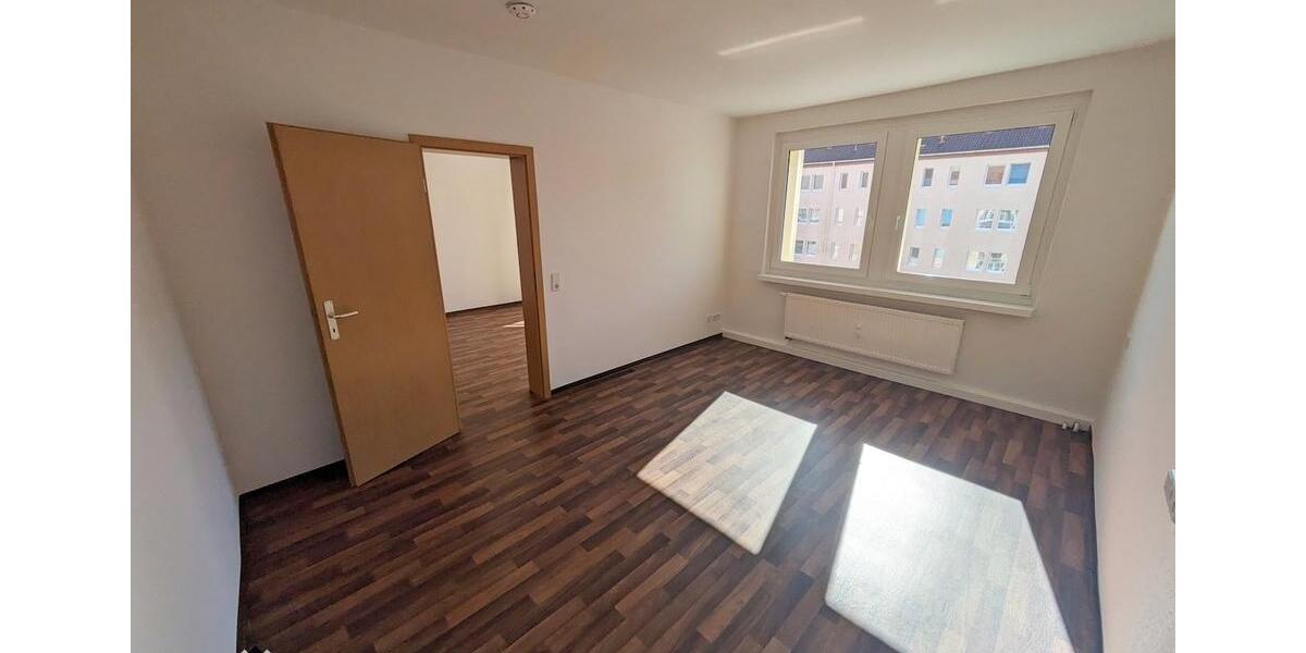Etagenwohnung Limbach-Oberfrohna Oberfrohna - 2 Zimmer, 49 m&sup2;, 331&euro; | Angebot:25945663