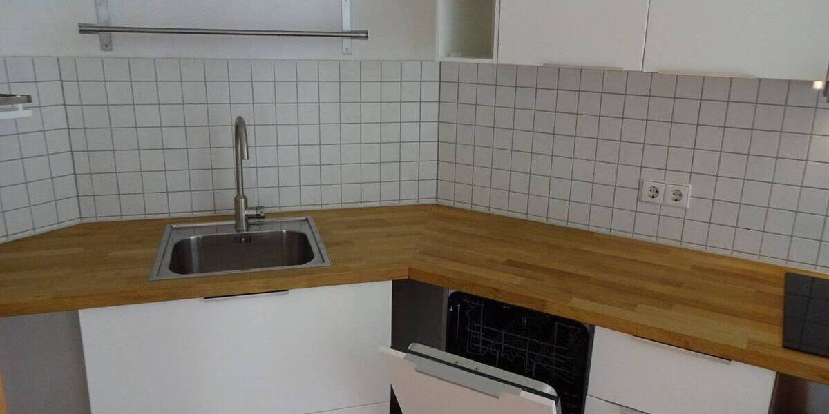 Etagenwohnung Zwickau Innenstadt - 2 Zimmer, 55 m&sup2;, 400&euro; | Angebot:25802829
