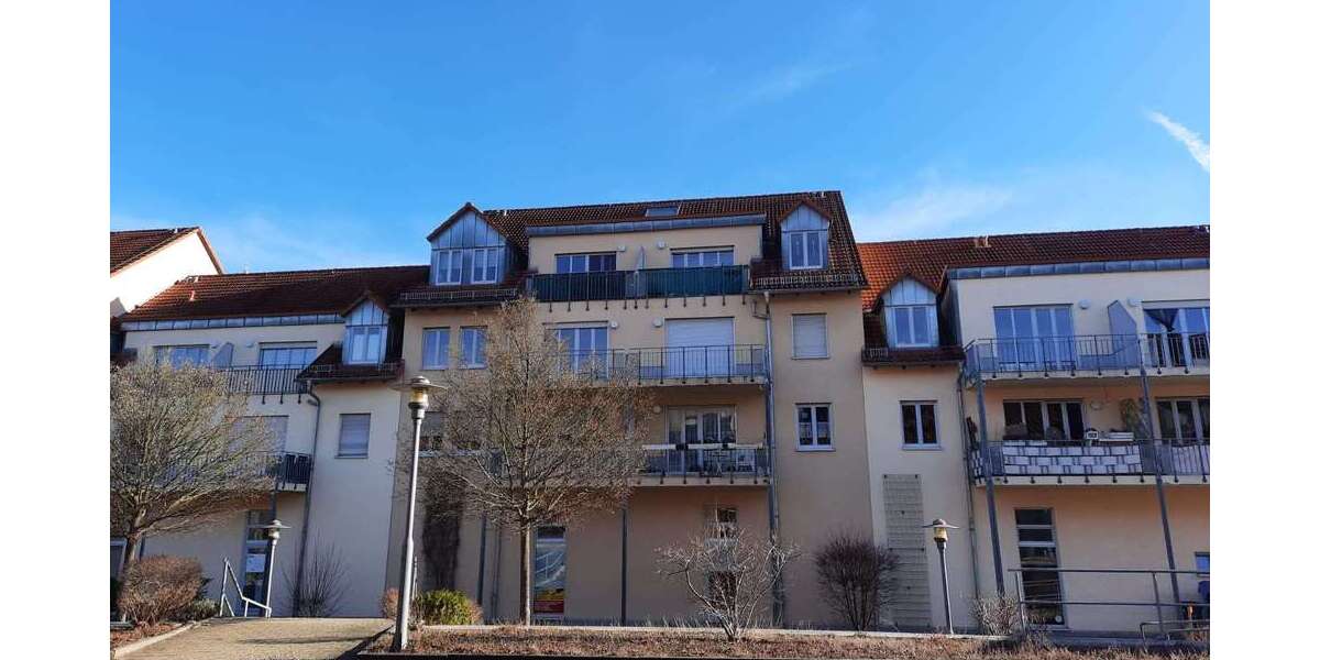 Etagenwohnung Werdau Werdau, Stadt - 3 Zimmer, 83 m&sup2;, 585&euro; | Angebot:25542278