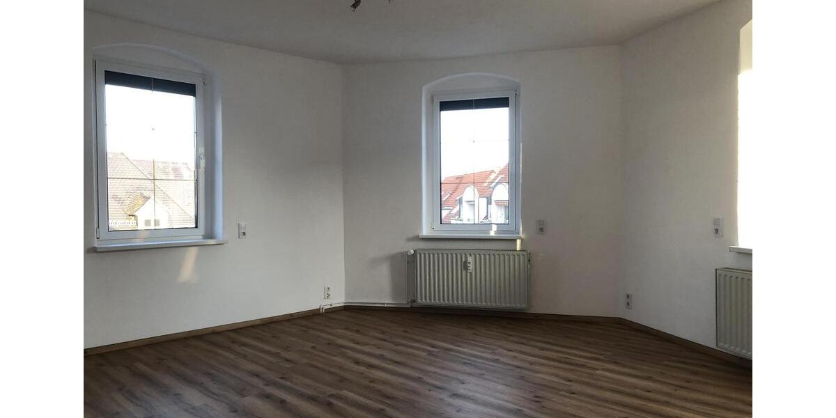 Dachgeschoßwohnung Wilkau-Haßlau Haßlau - 4 Zimmer, 105 m&sup2;, 830&euro; | Angebot:25879866