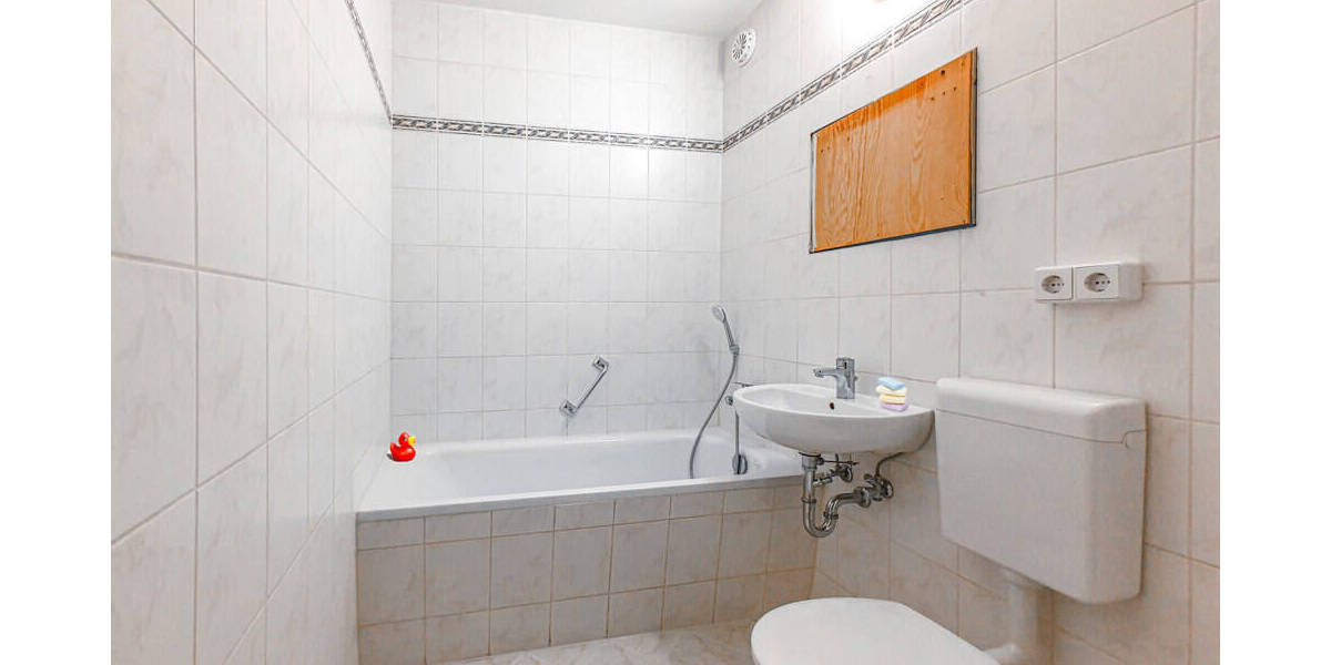 Etagenwohnung Zwickau Eckersbach - 3 Zimmer, 55 m&sup2;, 330&euro; | Angebot:25733946