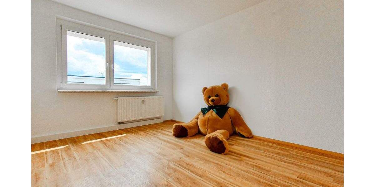 Etagenwohnung Zwickau Eckersbach - 3 Zimmer, 71 m&sup2;, 412&euro; | Angebot:25771300