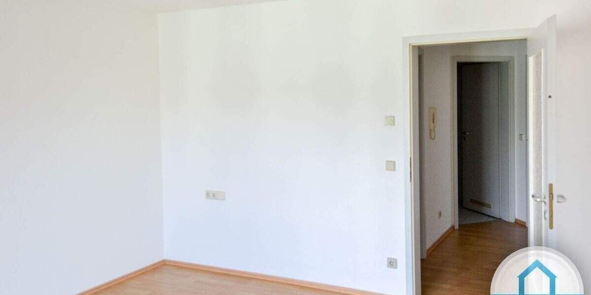 Etagenwohnung Zwickau Marienthal - 2 Zimmer, 60 m&sup2;, 403&euro; | Angebot:25815140