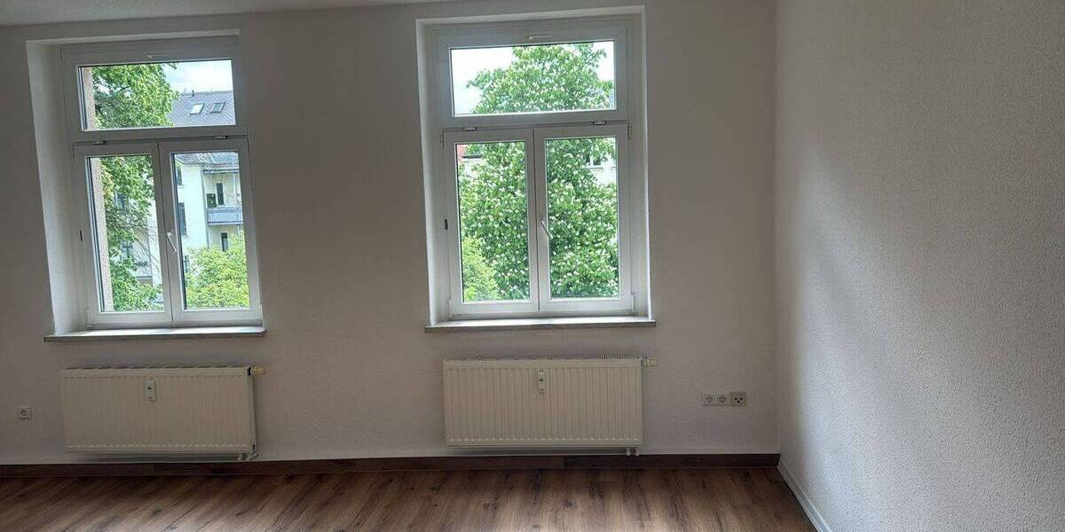 Etagenwohnung Zwickau Bahnhofsvorstadt - 3 Zimmer, 90 m&sup2;, 550&euro; | Angebot:26695006