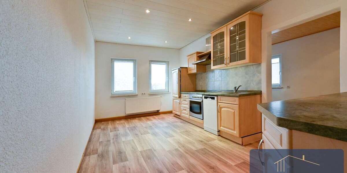 Etagenwohnung Lauter-Bernsbach Bernsbach - 5 Zimmer, 120 m&sup2;, 700&euro; | Angebot:24581936