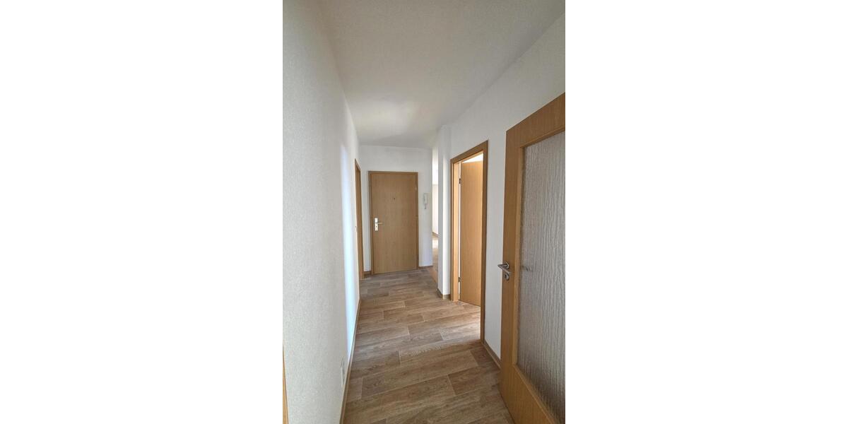 Etagenwohnung Hohenstein-Ernstthal Ernstthal - 5 Zimmer, 110 m&sup2;, 731&euro; | Angebot:25298527