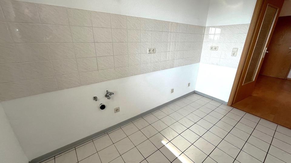 Dachgeschoßwohnung Zwickau Auerbach - 2 Zimmer, 66 m&sup2;, 480&euro; | Angebot:25438235