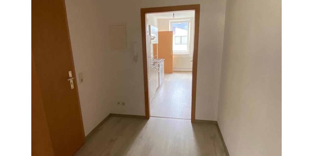 Erdgeschoßwohnung Treuen - 1 Zimmer, 33 m&sup2;, 215&euro; | Angebot:25320327
