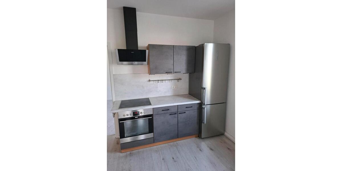 Erdgeschoßwohnung Gornsdorf - 2 Zimmer, 50 m&sup2;, 300&euro; | Angebot:25933585