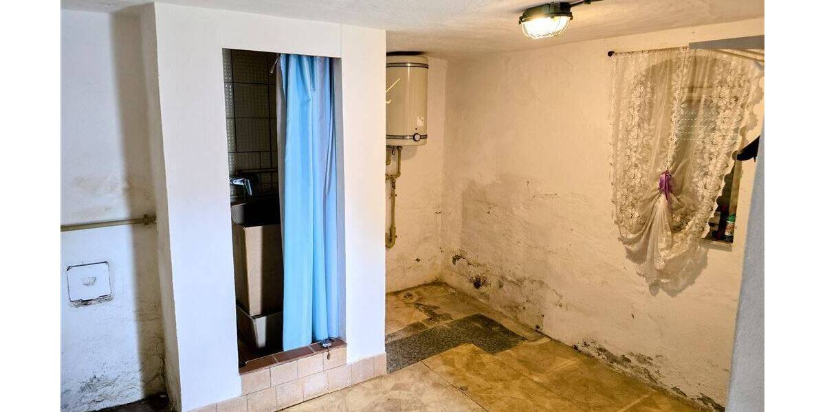 Einfamilienhaus Stollberg / Erzgebirge Stollberg - 1 Zimmer, 150 m&sup2;, 39.900&euro; | Angebot:25740336