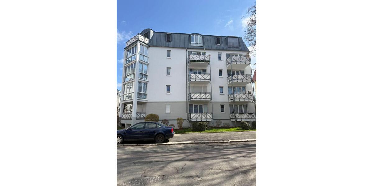 Dachgeschoßwohnung Zwickau Zwickau-Nord - 1 Zimmer, 33 m&sup2;, 230&euro; | Angebot:26676972
