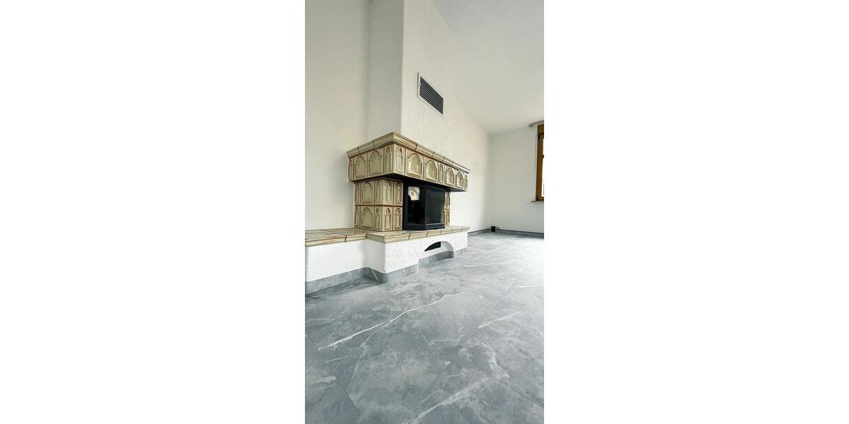 Maisonettenwohnung Crimmitschau - 3 Zimmer, 122 m&sup2;, 960&euro; | Angebot:25307850