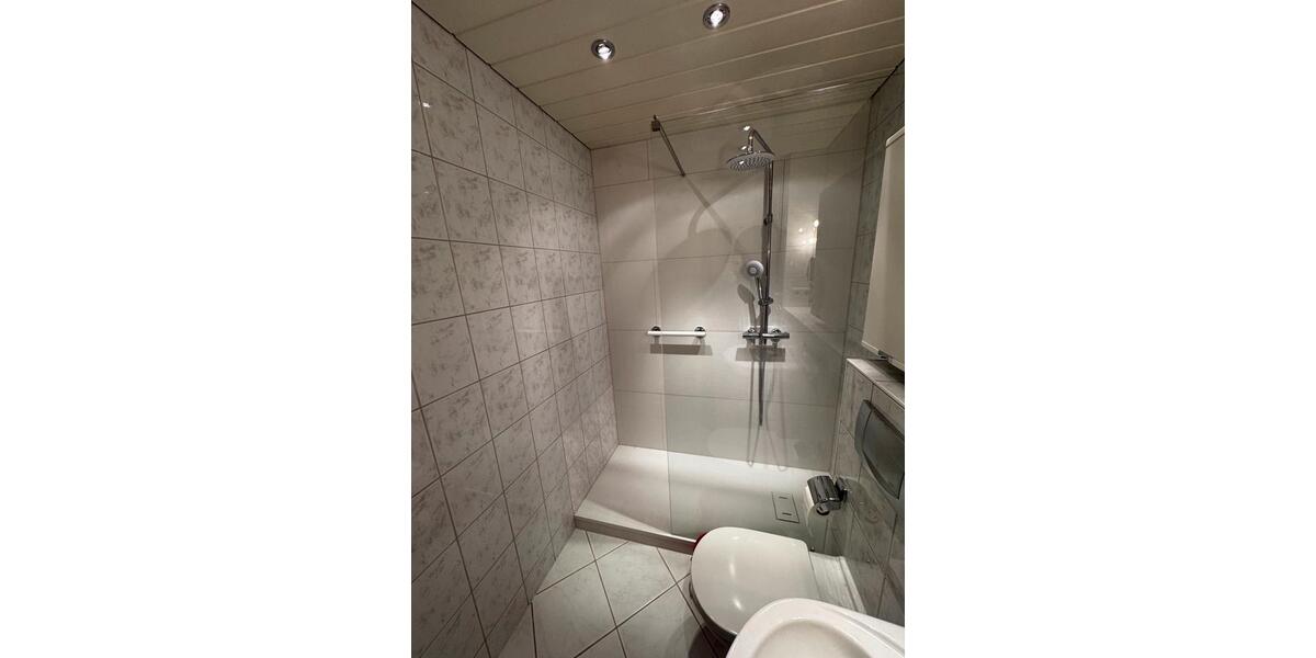 Hochparterre Rodewisch - 3 Zimmer, 65 m&sup2;, 70.000&euro; | Angebot:24850923