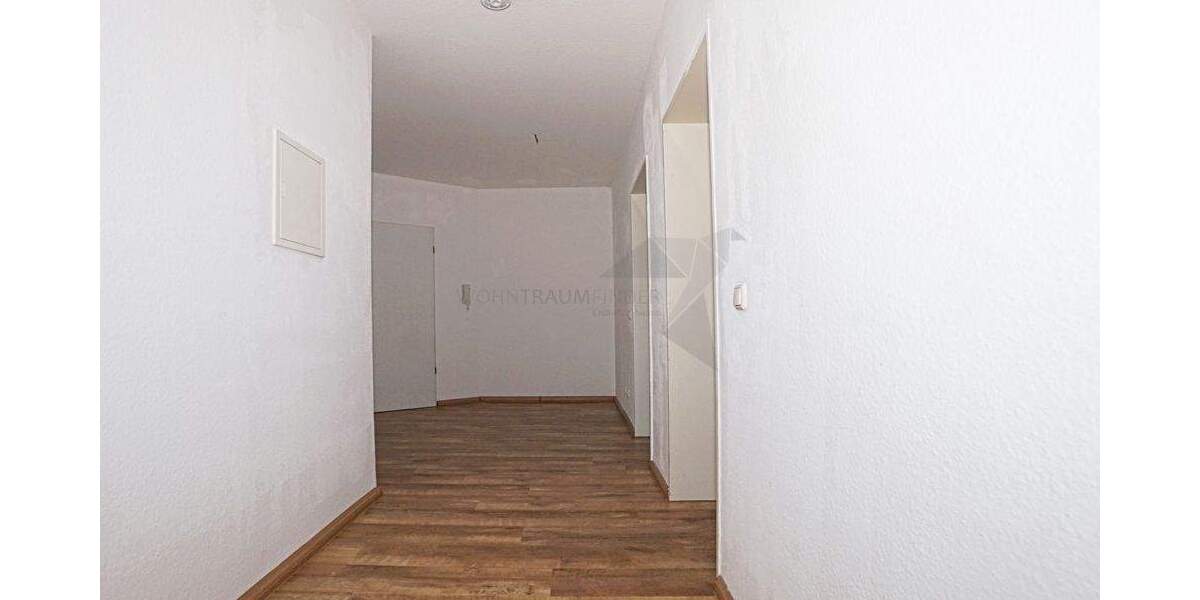 Etagenwohnung Zwickau Innenstadt - 2 Zimmer, 78 m&sup2;, 485&euro; | Angebot:25774915