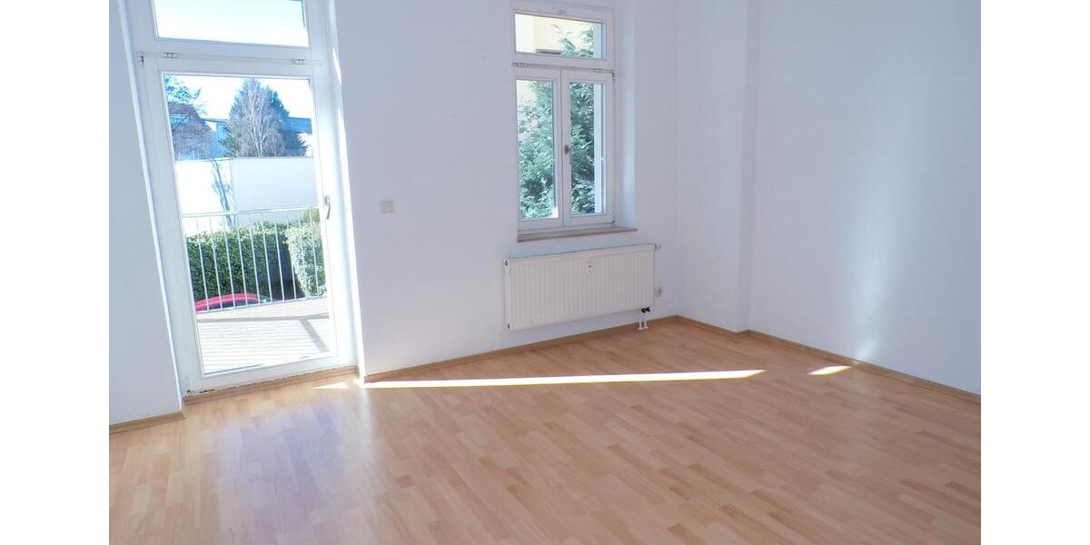 Etagenwohnung Zwickau - 5 Zimmer, 118 m&sup2;, 660&euro; | Angebot:25473967