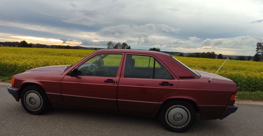 Mercedes-Benz 190 190.000 km 3.850 &euro; Zschorlau 08321