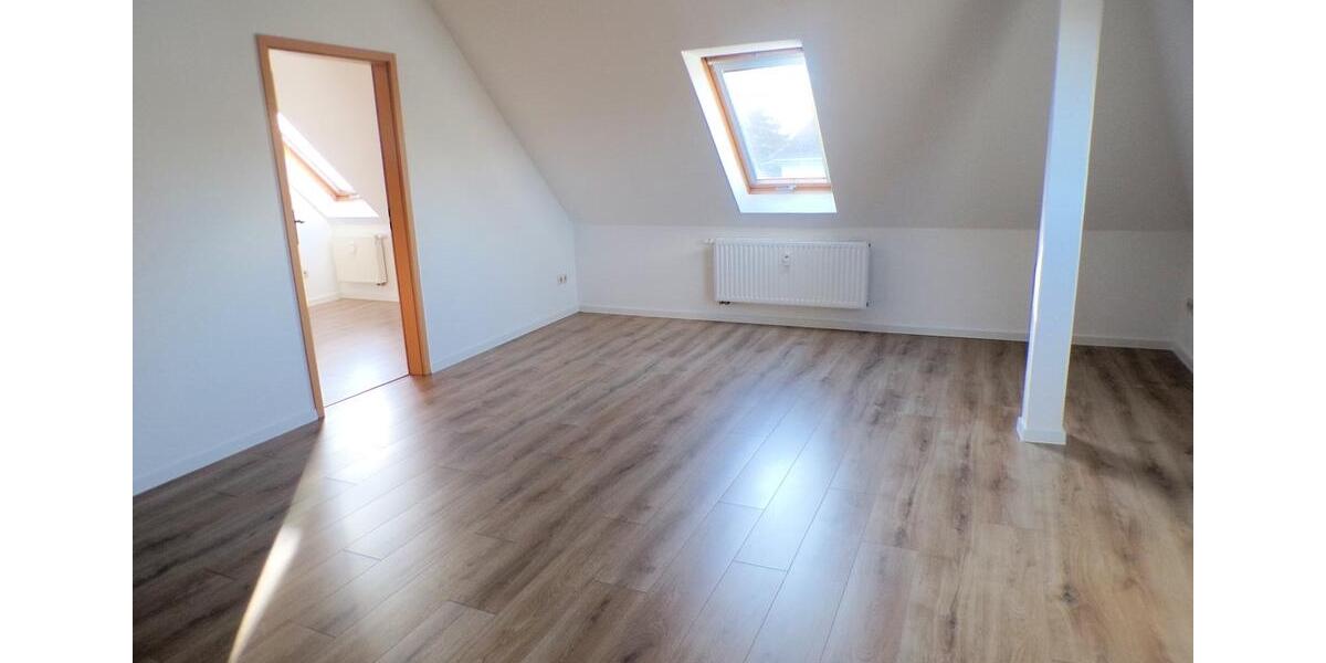 Etagenwohnung Werdau - 2 Zimmer, 50 m&sup2;, 280&euro; | Angebot:24391308