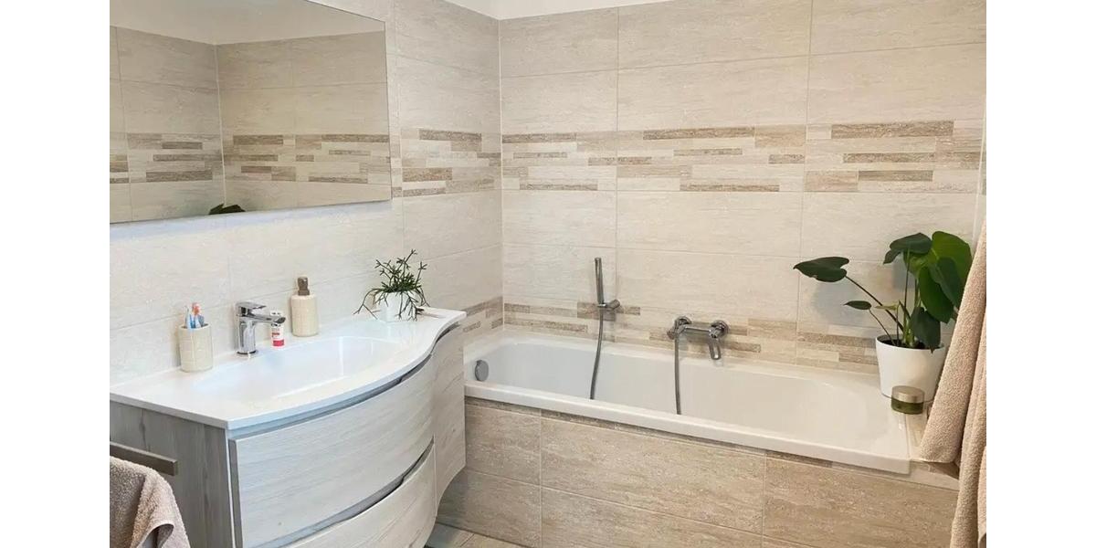 Etagenwohnung Zwickau Auerbach - 4 Zimmer, 97 m&sup2;, 974&euro; | Angebot:26567258