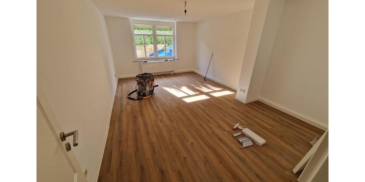 Etagenwohnung Auerbach/Vogtland Vogtland - 5 Zimmer, 140 m&sup2;, 895&euro; | Angebot:24877907