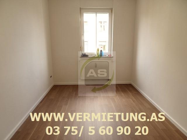 Etagenwohnung Zwickau - 3 Zimmer, 63 m&sup2;, 395&euro; | Angebot:25442758