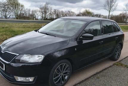 Skoda Rapid 109.000 km 8.350 &euro; Lichtentanne 08115