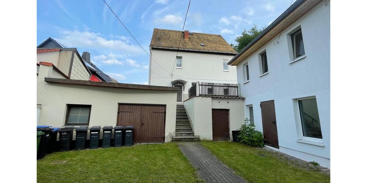 Etagenwohnung Schmölln - 2 Zimmer, 54 m&sup2;, 300&euro; | Angebot:23635135