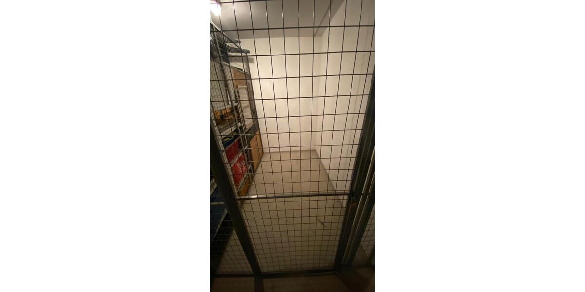 Etagenwohnung Zwickau Neuplanitz - 2 Zimmer, 68 m&sup2;, 370&euro; | Angebot:17651418