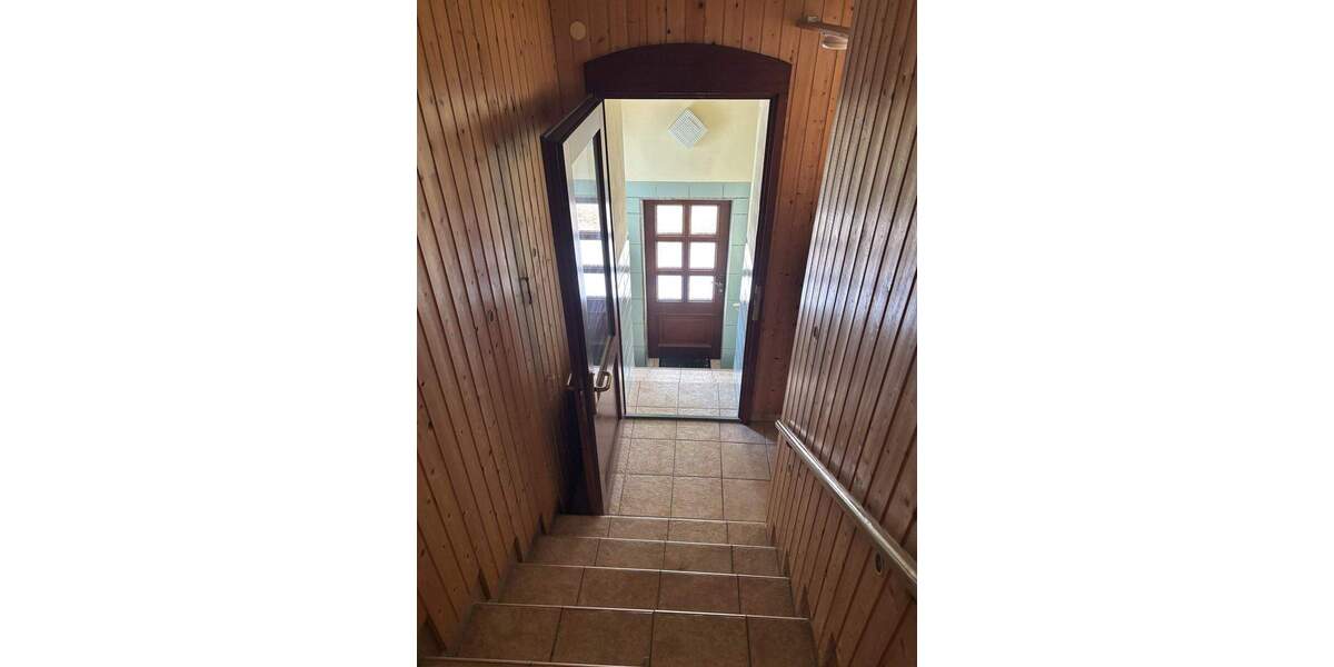 Etagenwohnung Werdau Leubnitz - 3 Zimmer, 90 m&sup2;, 60.000&euro; | Angebot:25687159