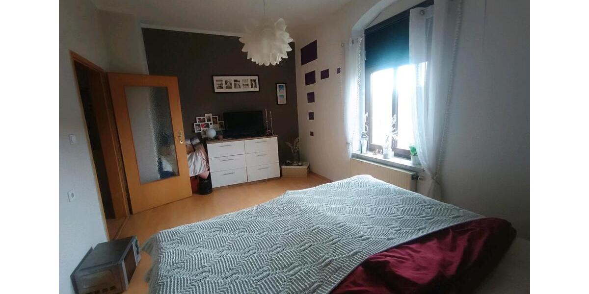 Mehrfamilienhaus, Wohnhaus Schwarzenberg/Erzgebirge Erzgebirge - 13 Zimmer, 280 m&sup2;, 135.000&euro; | Angebot:24554799