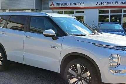 Mitsubishi Outlander 3.500 km 46.990 &euro; Schmölln 04626