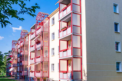 Wohnung Zwickau Eckersbach - 2 Zimmer, 49 m&sup2;, 343&euro; | Angebot:25996632