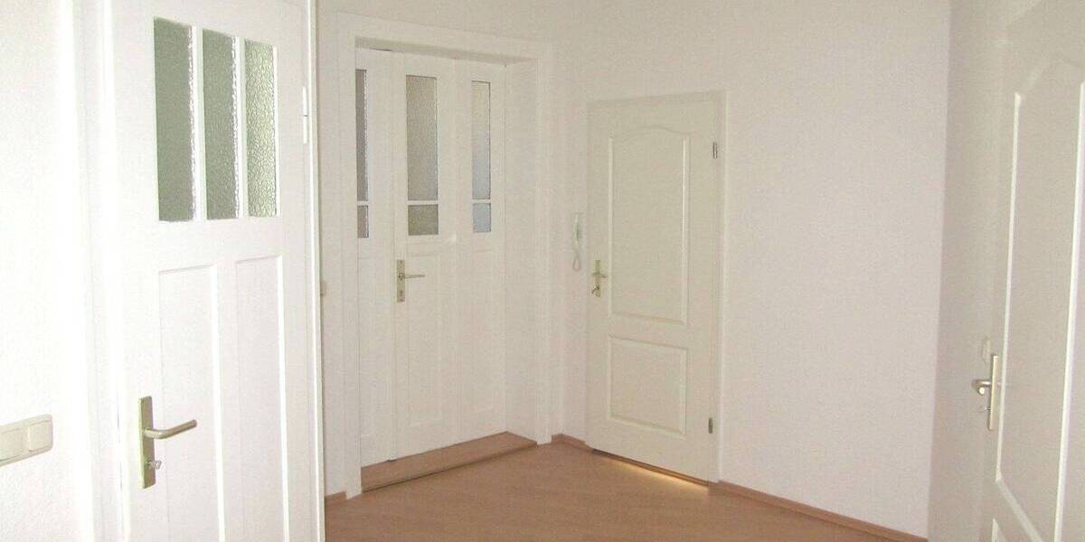 Etagenwohnung Zwickau Pölbitz - 3 Zimmer, 86 m&sup2;, 480&euro; | Angebot:26016393