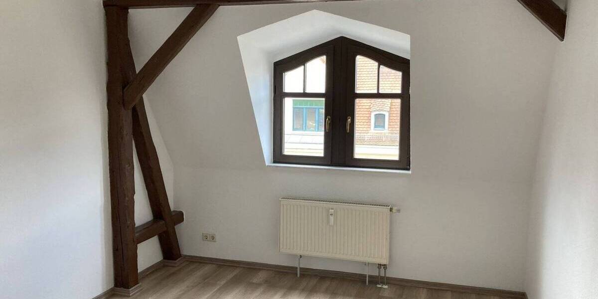 Etagenwohnung Zwickau Innenstadt - 2 Zimmer, 55 m&sup2;, 360&euro; | Angebot:25747138