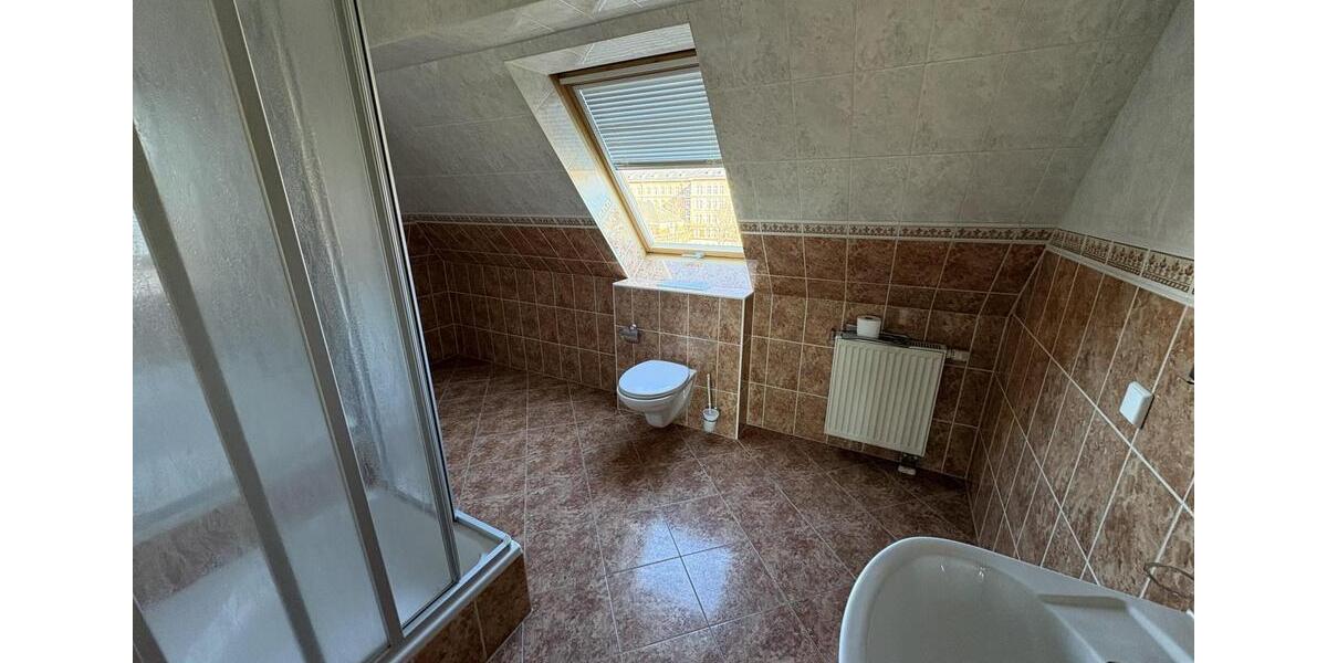 Dachgeschoßwohnung Zwickau Zwickau-Nord - 2 Zimmer, 61 m&sup2;, 399&euro; | Angebot:25349238