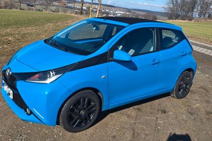 Toyota Aygo (X) 115.630 km 6.350 &euro; Zwönitz 08297