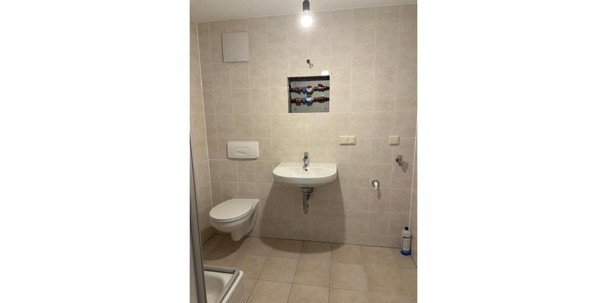 Etagenwohnung Gornsdorf - 2 Zimmer, 60 m&sup2;, 390&euro; | Angebot:25852910