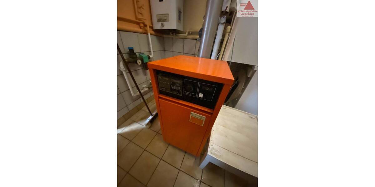 Einfamilienhaus Niederwürschnitz - 6 Zimmer, 100 m&sup2;, 49.000&euro; | Angebot:25744547